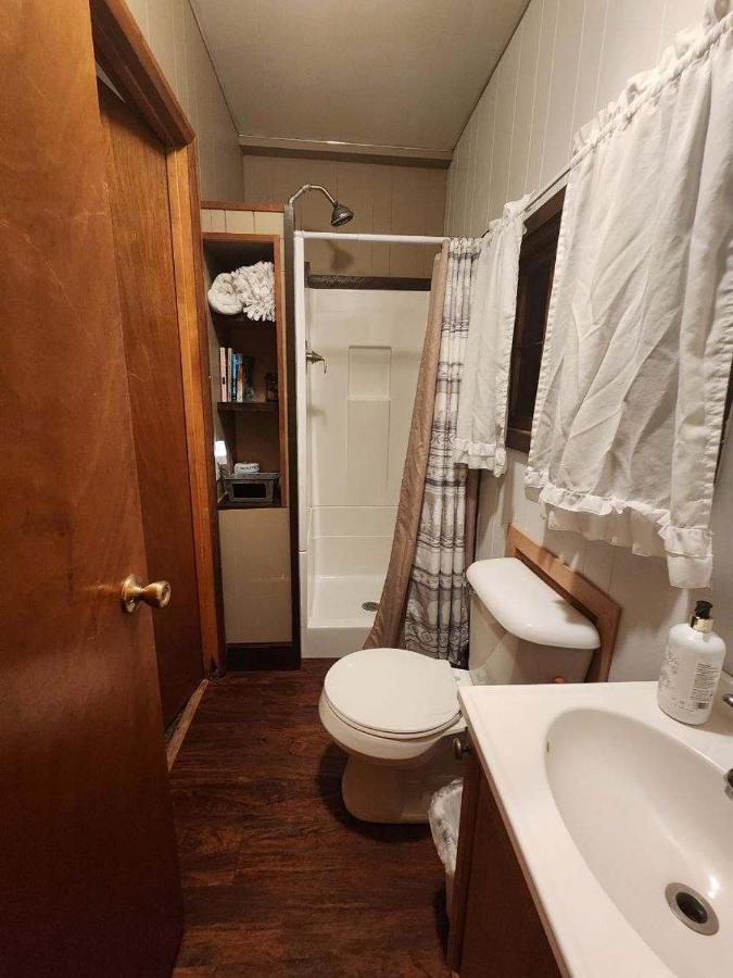Bear Creek Ranch Bed & Breakfast Essex Buitenkant foto